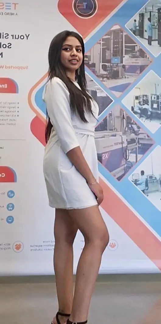 Horny Sexy Indian It Girl Soumya Chinamilli Showing Herself Fully Nude And Jiggling Her Big Boobs