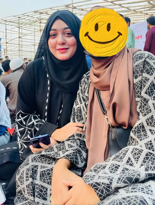 Hijab Girl Fully Nude Exposing Big Boobs Deep Cleavage Face Revealed Video