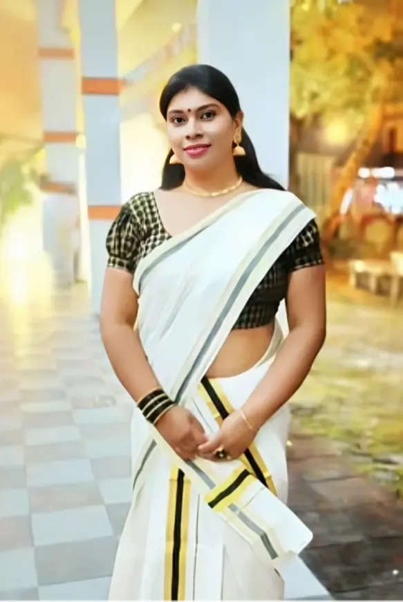 Famous Tamil Actress Nandana Krishnan Aka Soumya Teases Fully Nude With Boyfriend