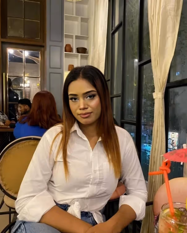 Hot Desi Babe Threesome Blowjob Fucking and Brinjal Masturbation