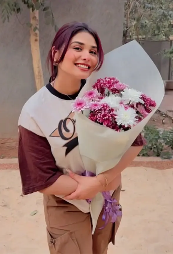 Famous Horny Supersexy Evequinn Rubbing Ice Between Her Big Boobs And Teasing Horny Clips Compilation