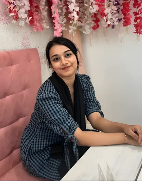 Horny Desi Cute Beautiful Girlfriend Sexy Full Nude Showing Boobs Pics And Mastrubate Fully Nude Clip