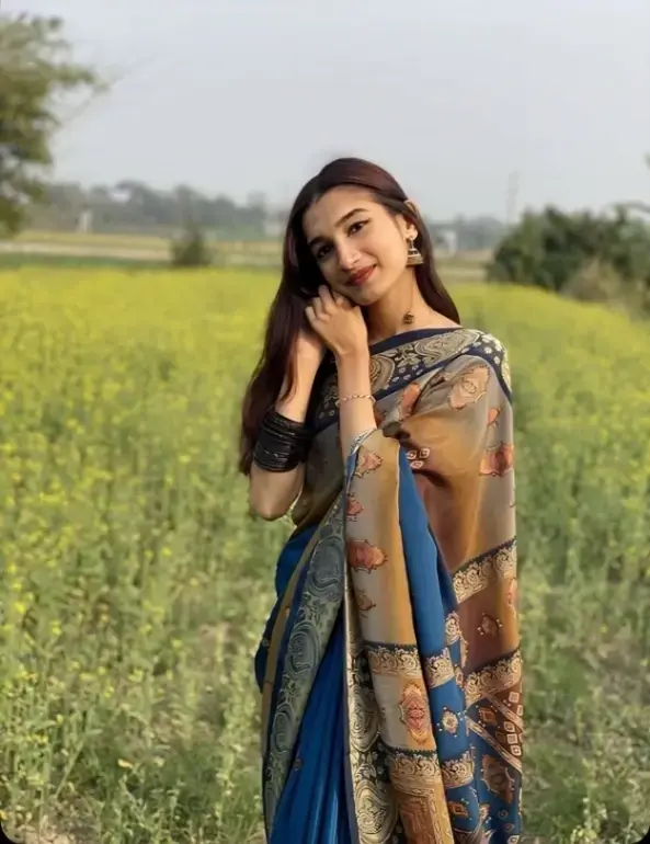 Beautiful Bengali Babe Showing Asshole And Fingering In Doggy Style Private Leaked Clips