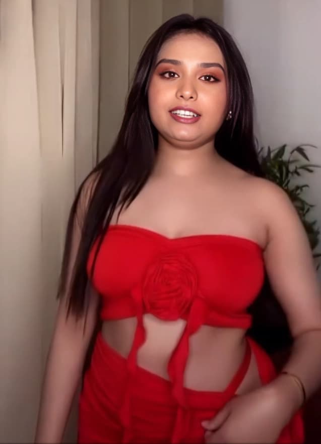 Horny Chubby Model Curly Quinn Exclusive Playing With Nipples And Vibrator In Her Pussy Fully Nude