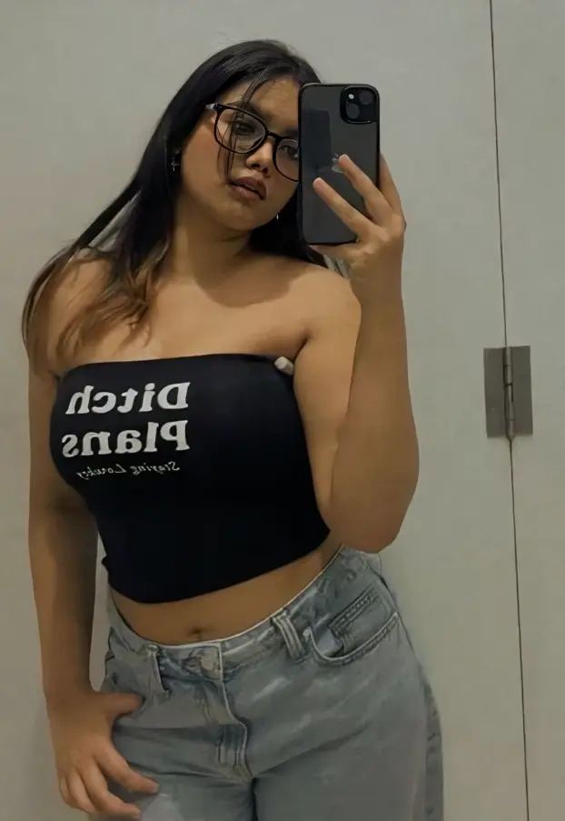 Beautiful Horny Chubby Desi Girlfriend Leaked Private Nude Photos And Shows Her Big Boobs Videos Collection