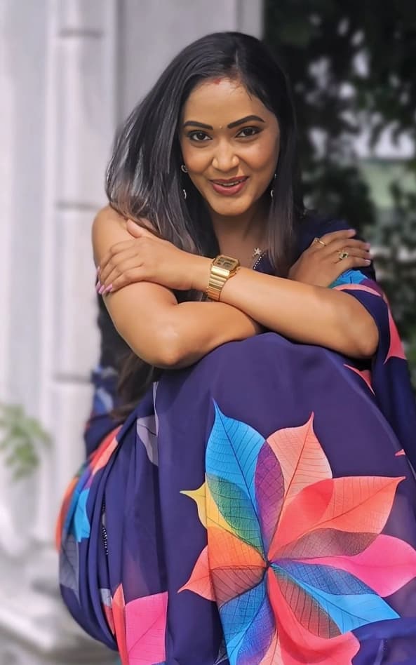 Famous Actress Vijaya Feni Leaked Nude Video Showing Her Big Boobs And Tight Pussy