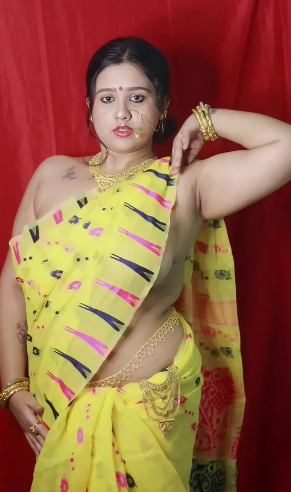 Busty Desi Babe Teasing In Saree Stripping See Through Nipples Huge Boobs Pressing