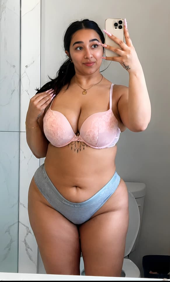 Image of Famous Chubby Insta Babe Rakhi Gill Fully Nude On Bed Fingering And Dirty Talking Live