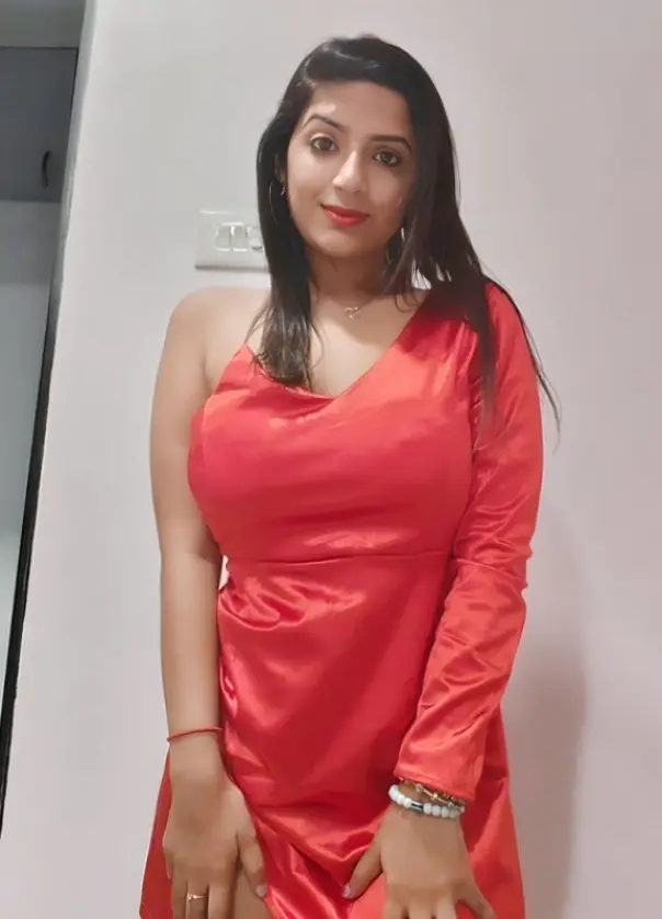 Famous Adult Content Actress Ayushi Bhowmick Bathing Fully Nude With Horny Moves Clip