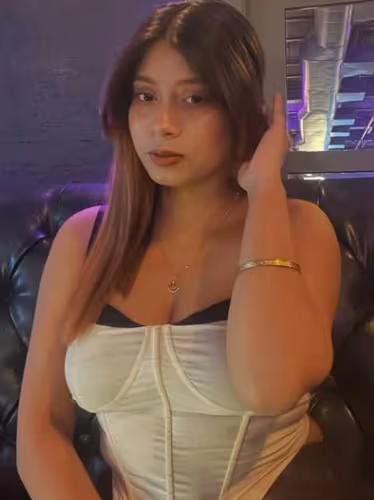 Abby Banerjee Beautiful Model Dancing & Showing Boobs ~ with Face