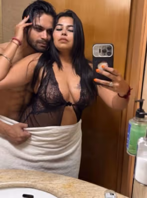Image of Webseries Actress Preeti Puneet Full Nude with Boyfriend ~ 4K
