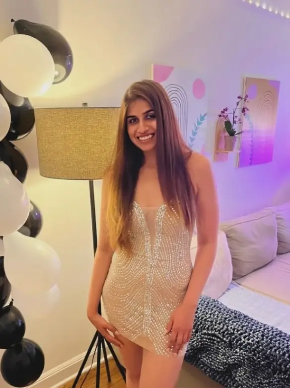 Most Popular Beautiful Sexy Indian Influencer Damini Misra Onlyfans Full Nude Show Modeling